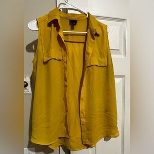 Flowy yellow dress shirt